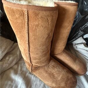Classic Cozy Tall Shearling Ugg Boots - Chestnut Suede